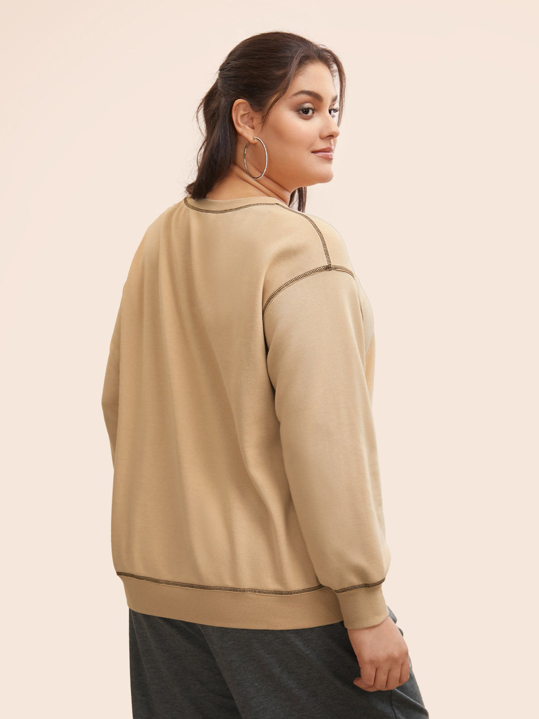 Round Neck Topstitching Patchwork Sweatshirt