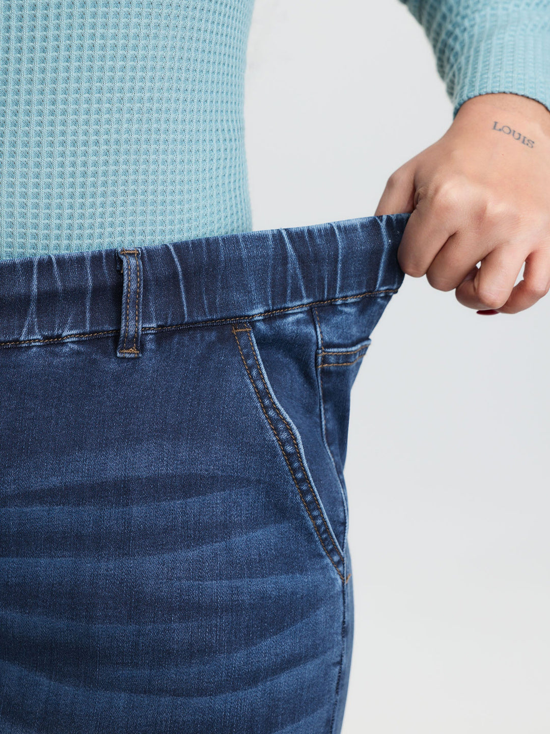 Pull-On Stretchy Boyfriend Jeans