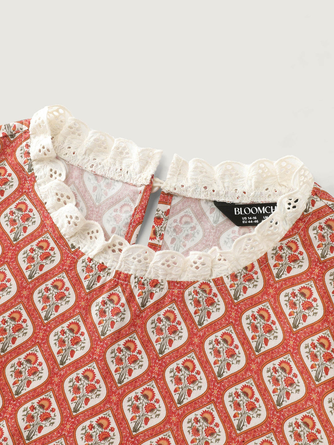 Retro Geometric Floral Print Round Neck Blouse