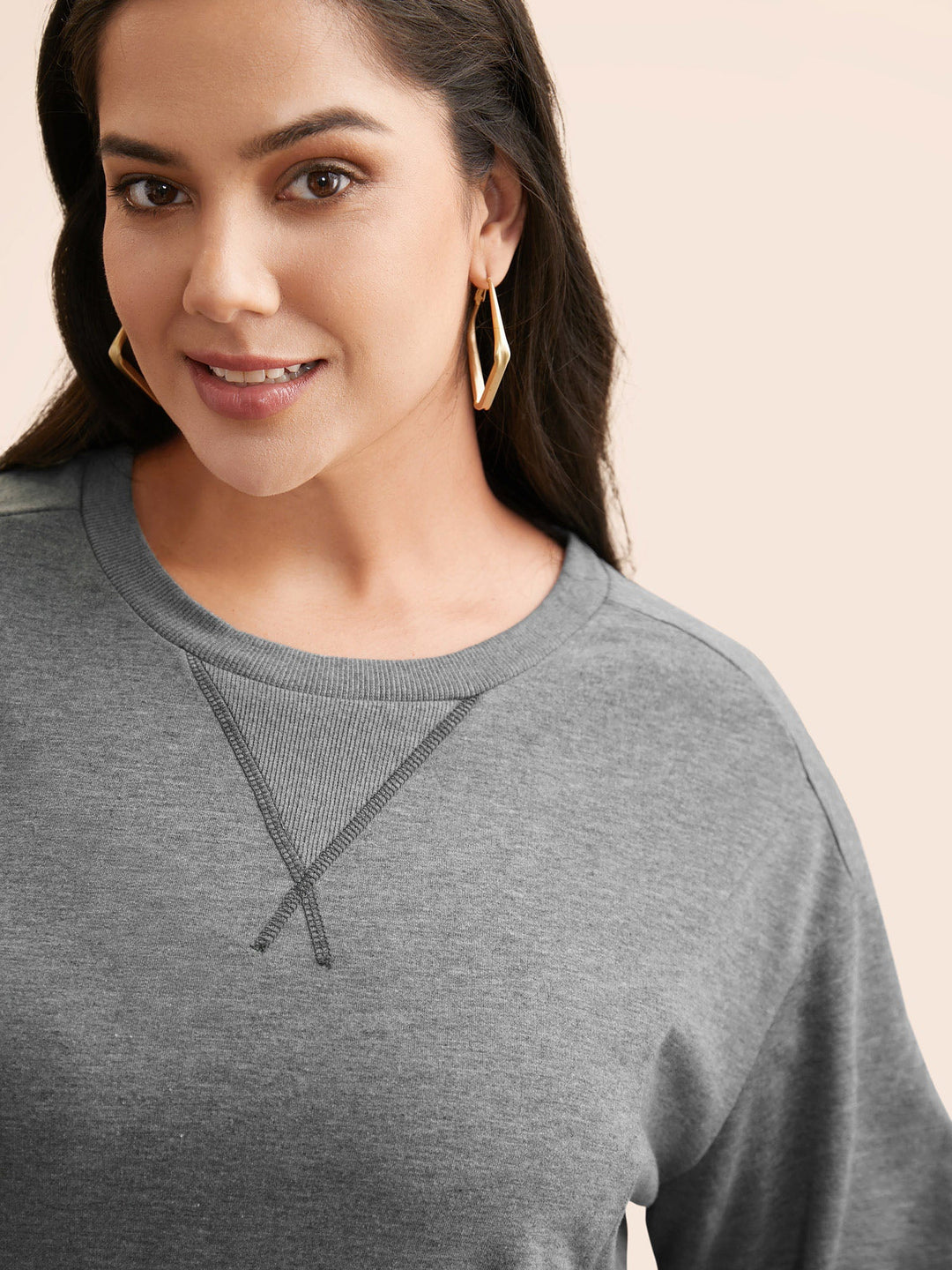 Round Neck Stitch Slightly Stretchy Sweatshirt