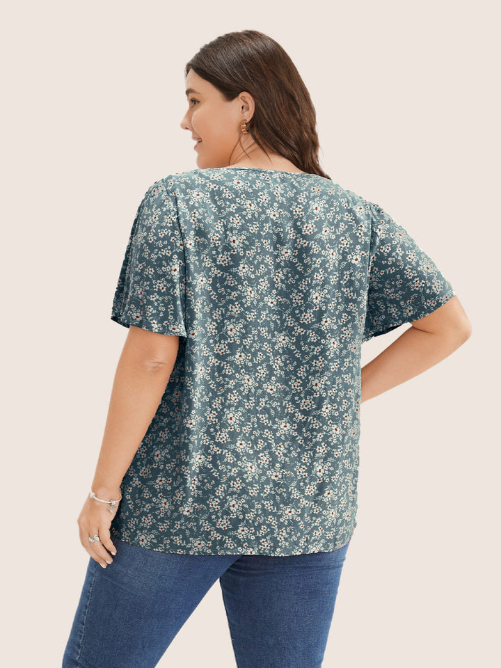 Ditsy Floral Contrast Ruffle Sleeve Button Detail Blouse