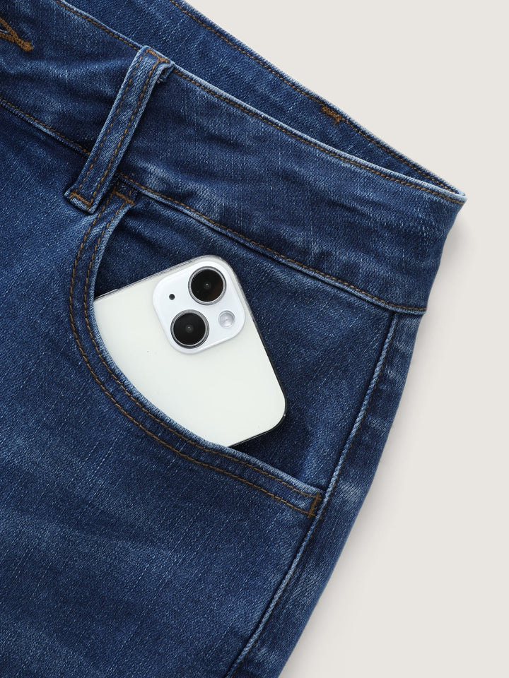 Stretchy Mid-Rise Straight-Leg Jeans