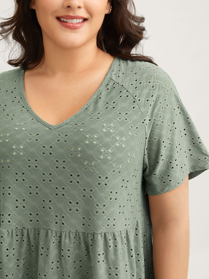 Solid Broderie Anglaise Ruffle Layered Hem T-shirt