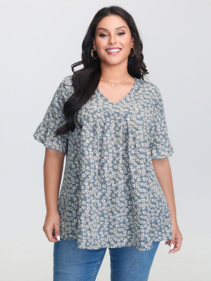 Ditsy Floral Pleated Flared Sleeve Shirt