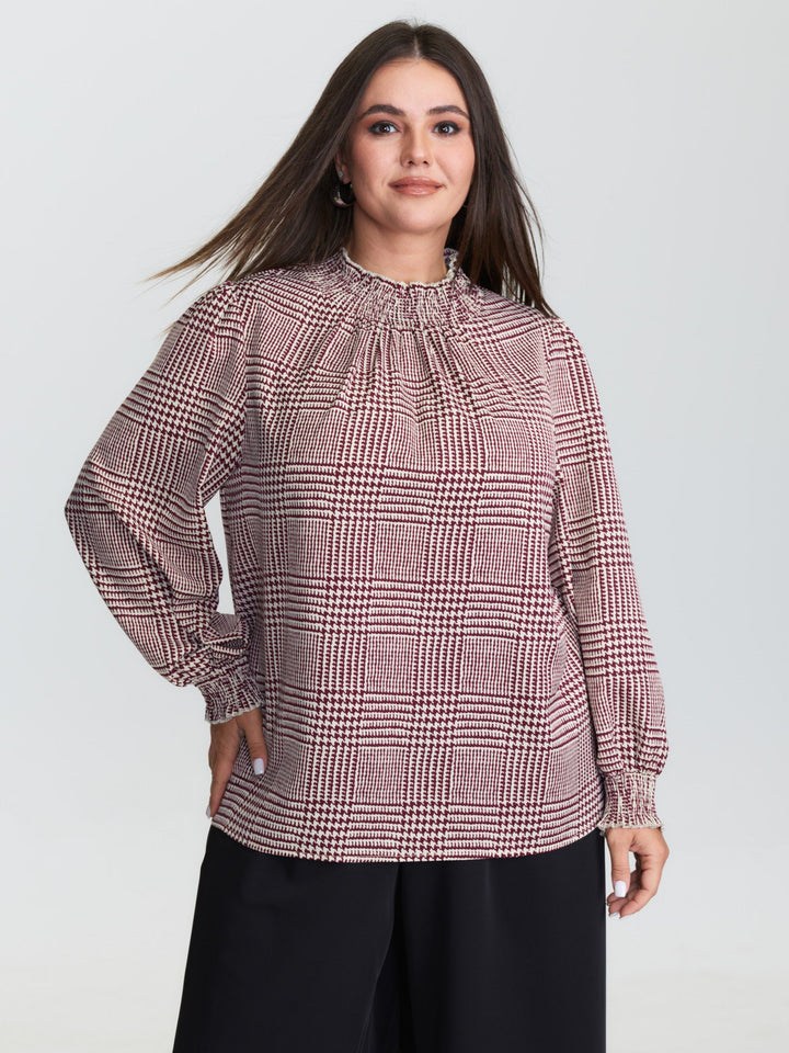 Houndstooth Pattern Ruffled Collar Blouse