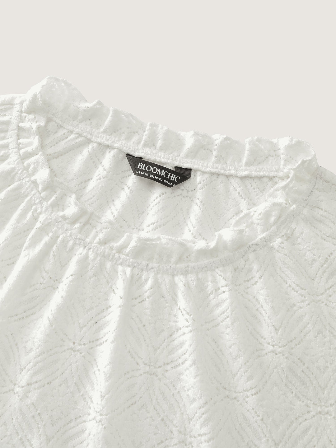 Stretchy Lace Cuff Sleeve Blouse