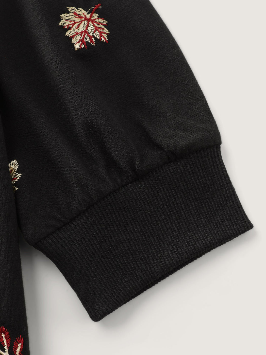 Stretch Lead Embroidered Sweatshirt
