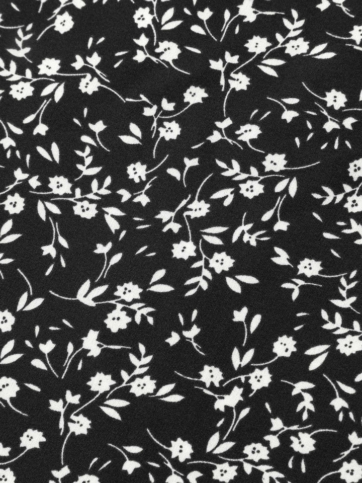 Ditsy Floral Print Curvy Hem Blouse