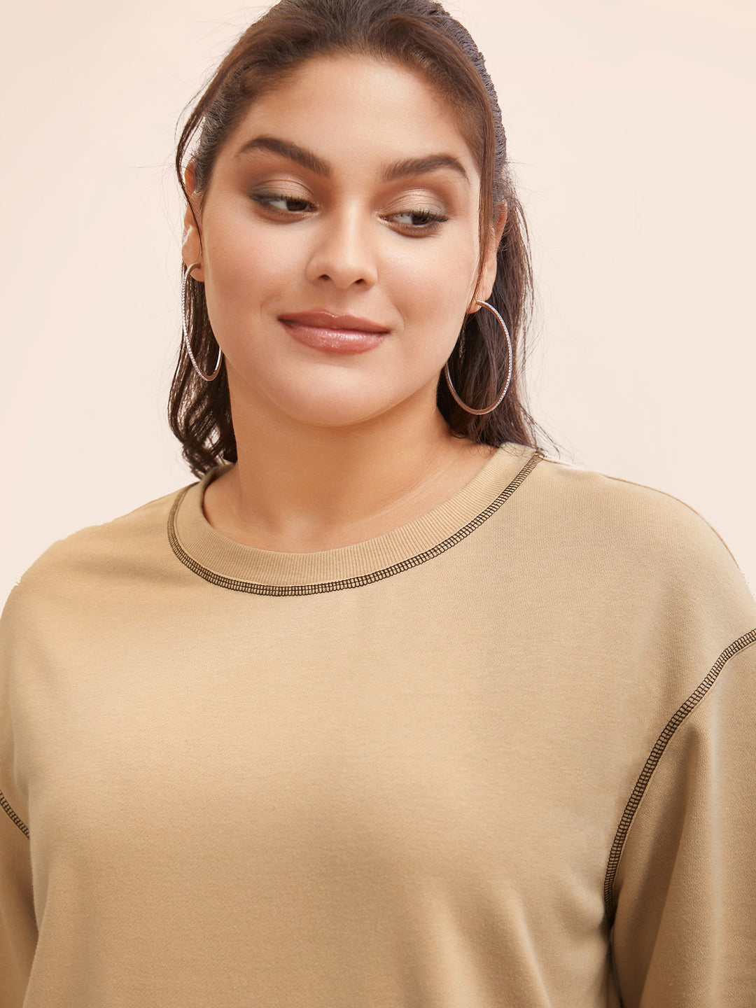 Round Neck Topstitching Patchwork Sweatshirt