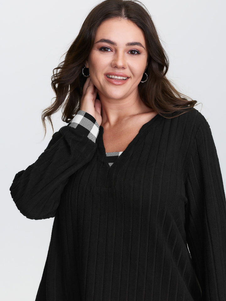 Checkered Notched Collar Contrast Knit Top